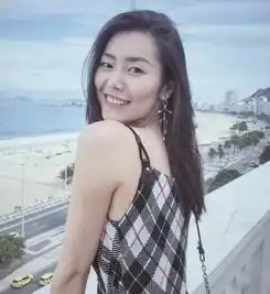  比起景甜张继科的实捶,我更关心她的大眼妆双眼皮教程