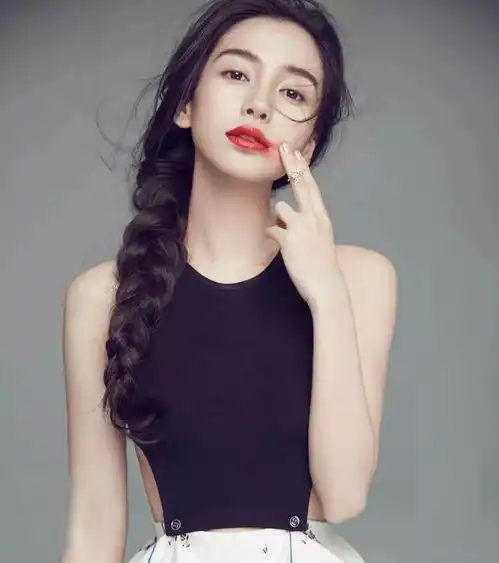  化妆抖音最火的画眉教程,新手化妆轻松get