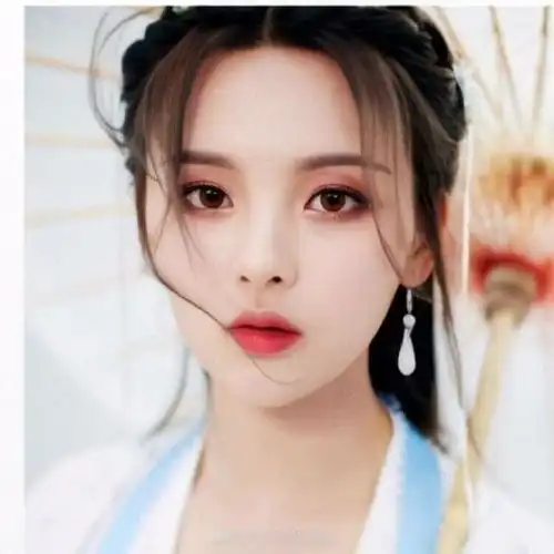  杨超越代言大话西游,化身小龙女,是仙女还是毁经典