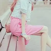  半身头像女生清新微信头像图片大全