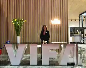  威法高端定制携多款新品亮相上海建博会,呈现豪华2025家居视觉盛宴