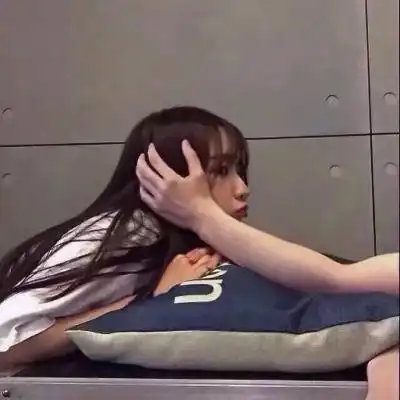 夫妻专用一人一半头像黑