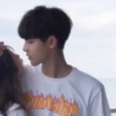 夫妻专用一人一半头像黑