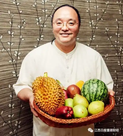  这个德兴人把小水果做成了大生意,全国开了2000多家水果店,一年卖了60亿