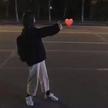  两张一组抖音超火闺蜜头像