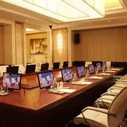  恒力臻呈精彩礼遇︱高宴值,锁定年会c位服务