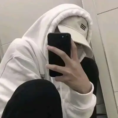 带来好运的男生微信头像
