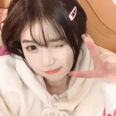 女生校服头像ins真人