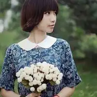  为什么现在很流行衣服的qq头像像这样子的