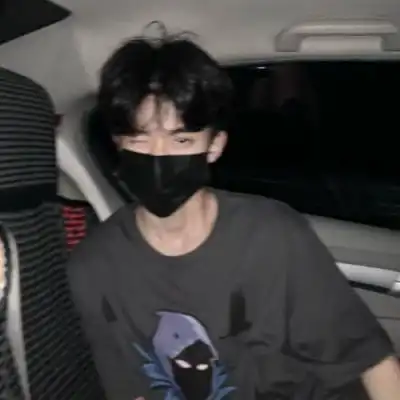  2023小众个性男生头像