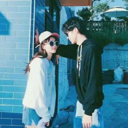 2018最潮最火女生头像侧