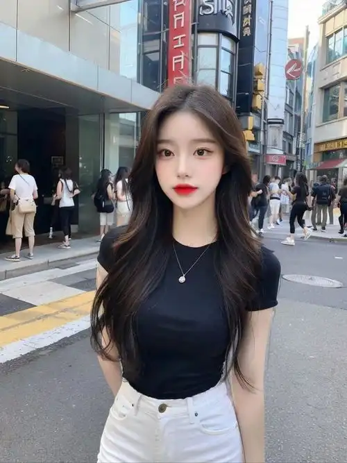  美女真人花丛中的梦幻邂逅淡雅少女与缤纷花海的绝美交融