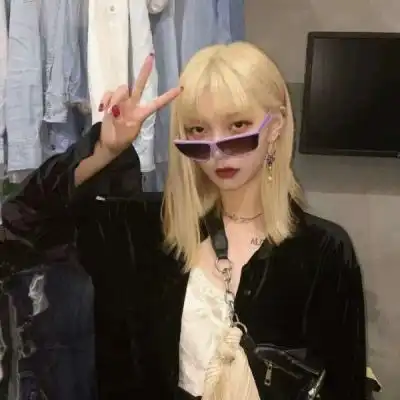  2020新版微信头像女霸气无情2020最好看的冷酷头像女