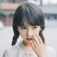  qq头像女生双麻花辫扎双麻花辫的可爱女生qq头像