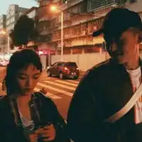  情侣头像一对两张潮流最潮流流行的情头一对两张分开
