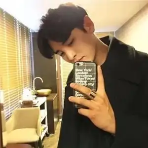  清纯男生头像