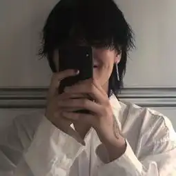  小清新白衬衫侧脸和半身男生头像