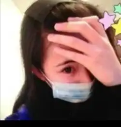  有没有戴口罩的情侣头像,或者和这个是一对的女生头像