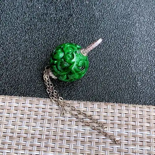  翡翠流苏吊坠翡翠流苏吊坠图片