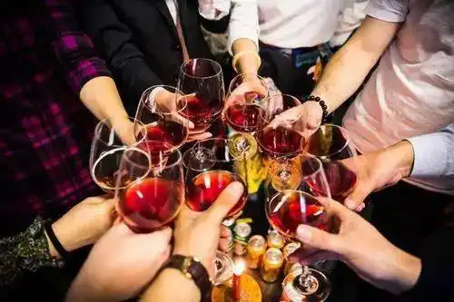  红酒与西餐,你所不知道的微妙关系