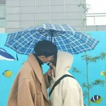  超火甜蜜00后情侣头像