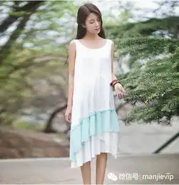 简约微笑头像连衣裙