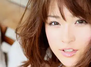  朝美惠香电眼mm美女壁纸9